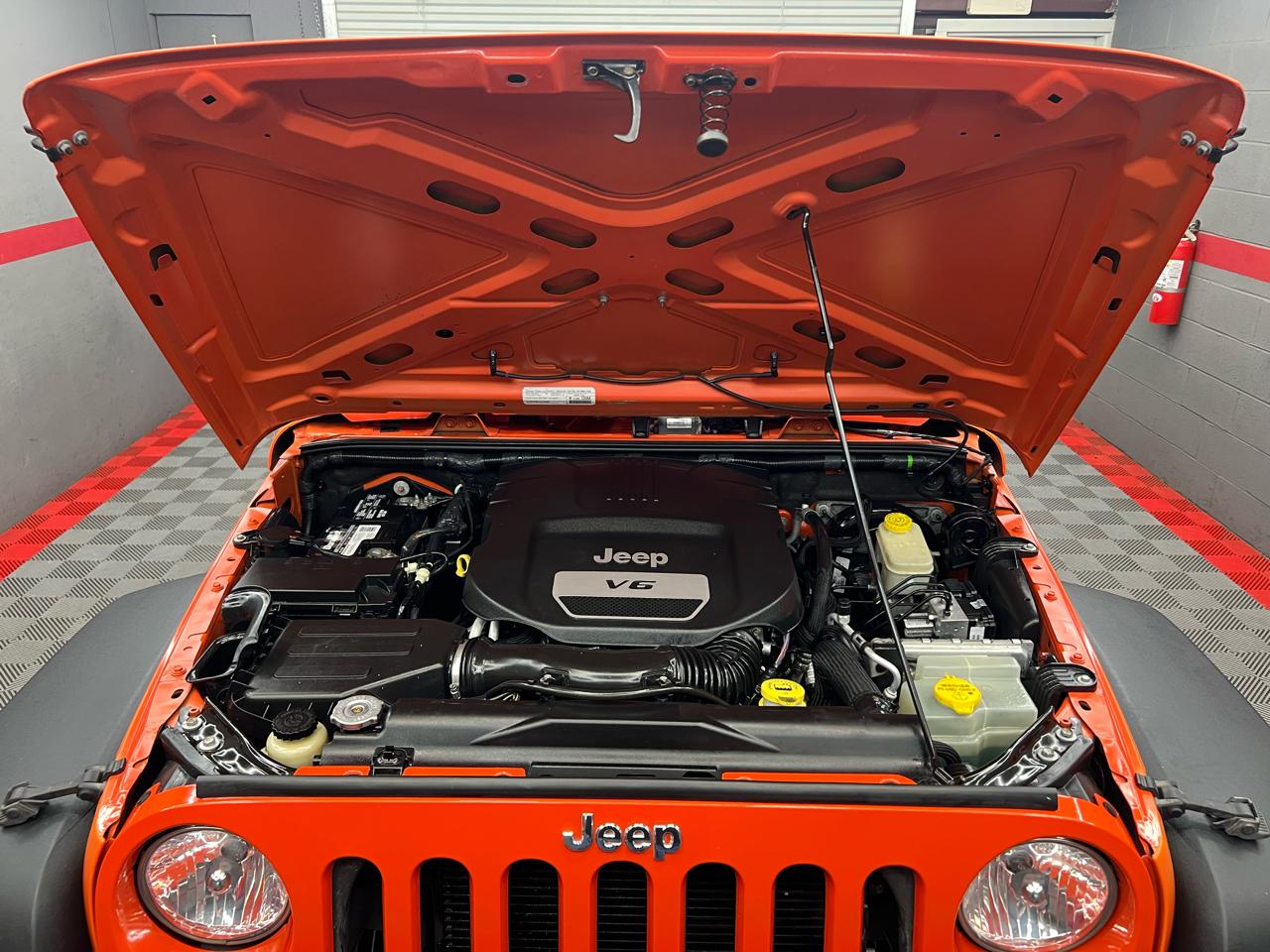 Jeep Wrangler Unlimited Sport 4WD 2015