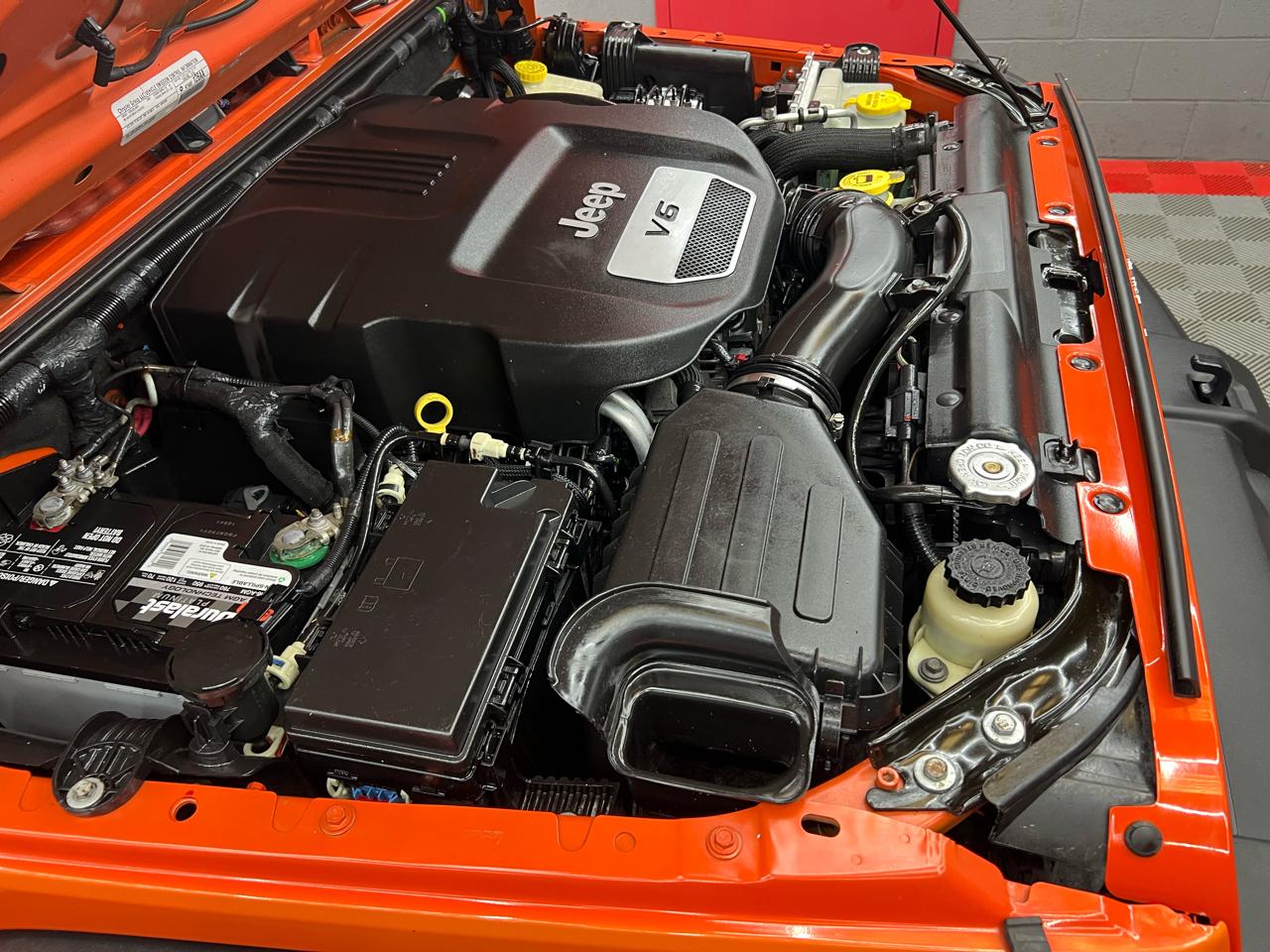 Jeep Wrangler Unlimited Sport 4WD 2015