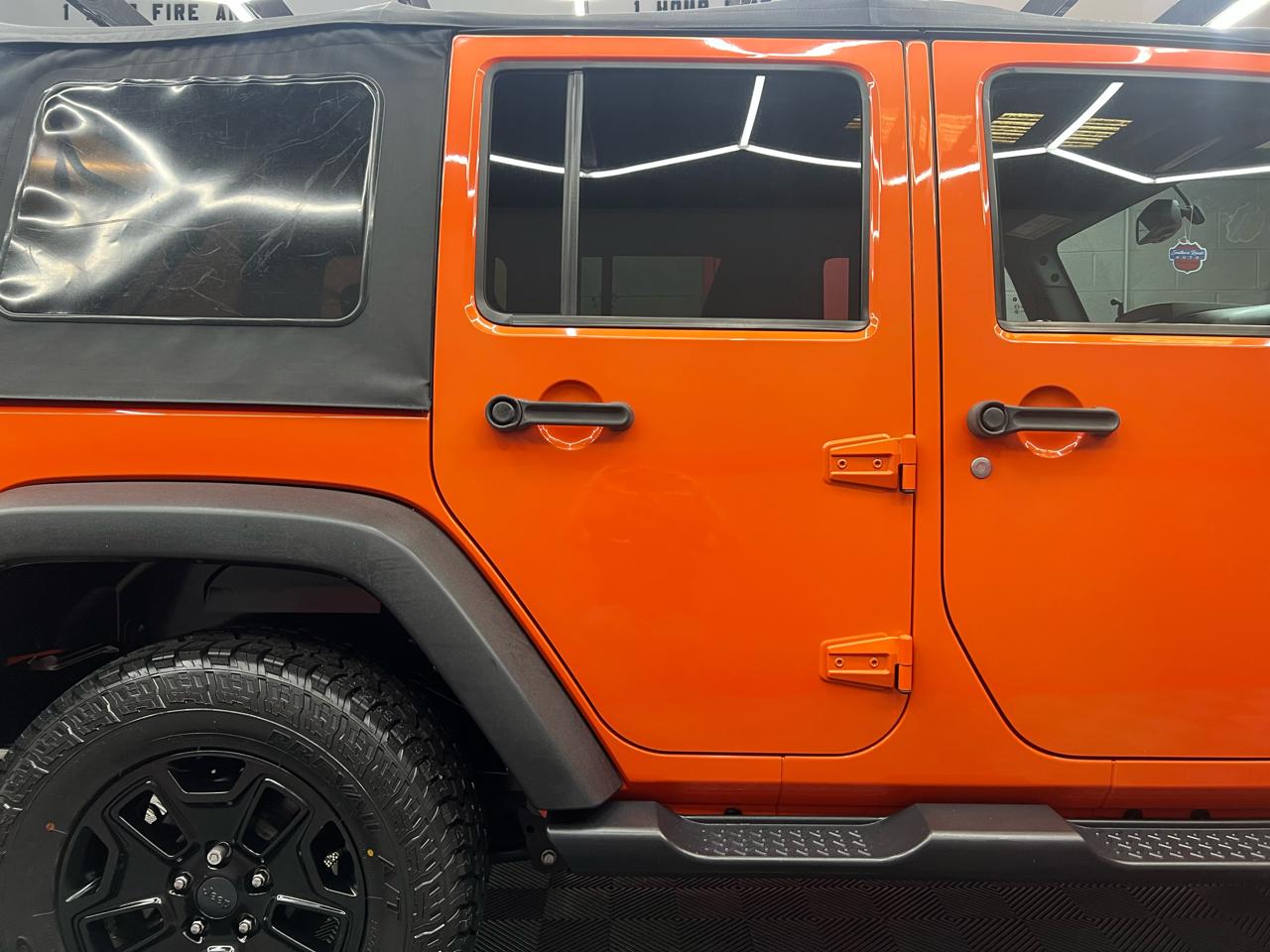 Jeep Wrangler Unlimited Sport 4WD 2015