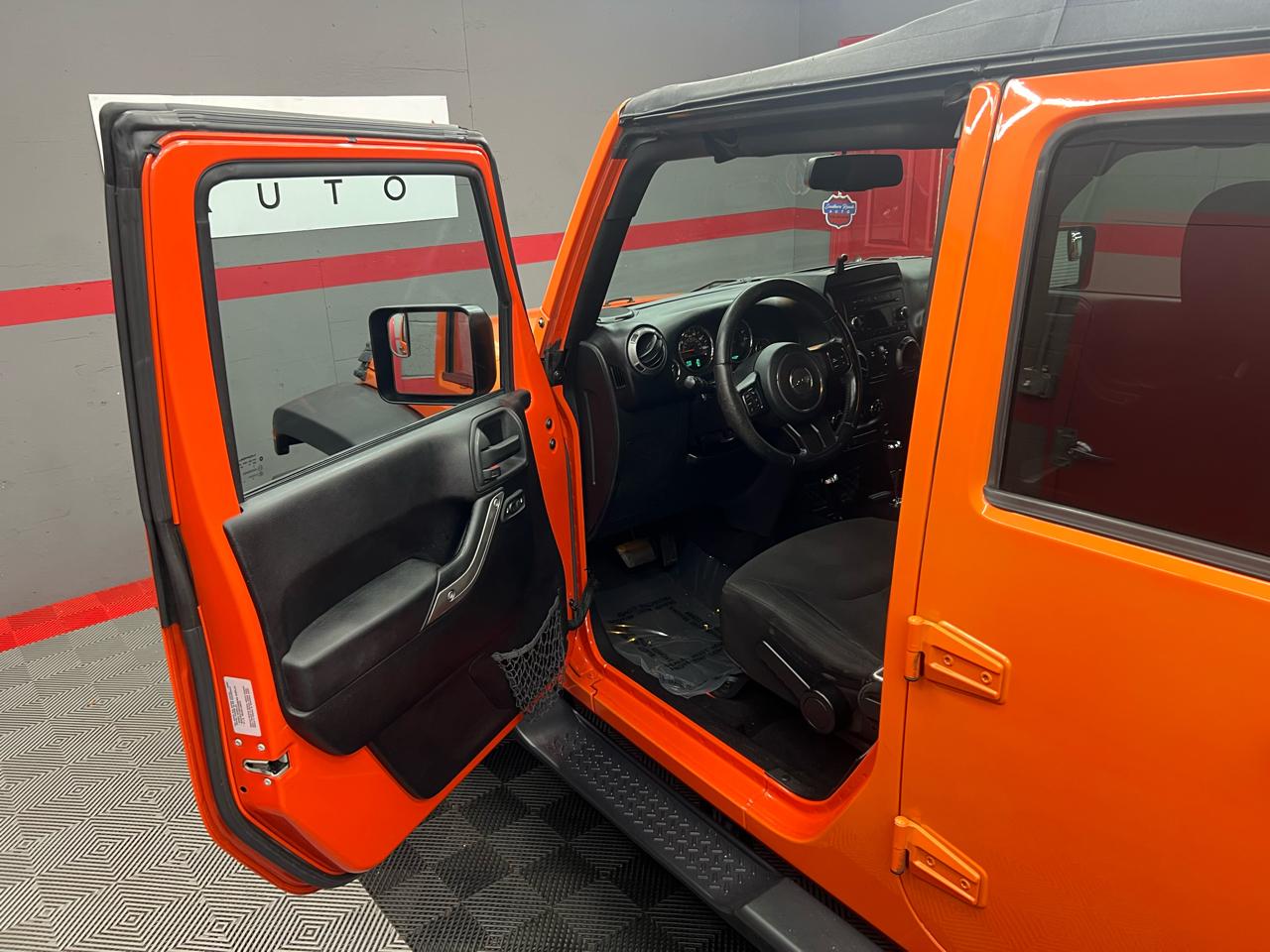 Jeep Wrangler Unlimited Sport 4WD 2015