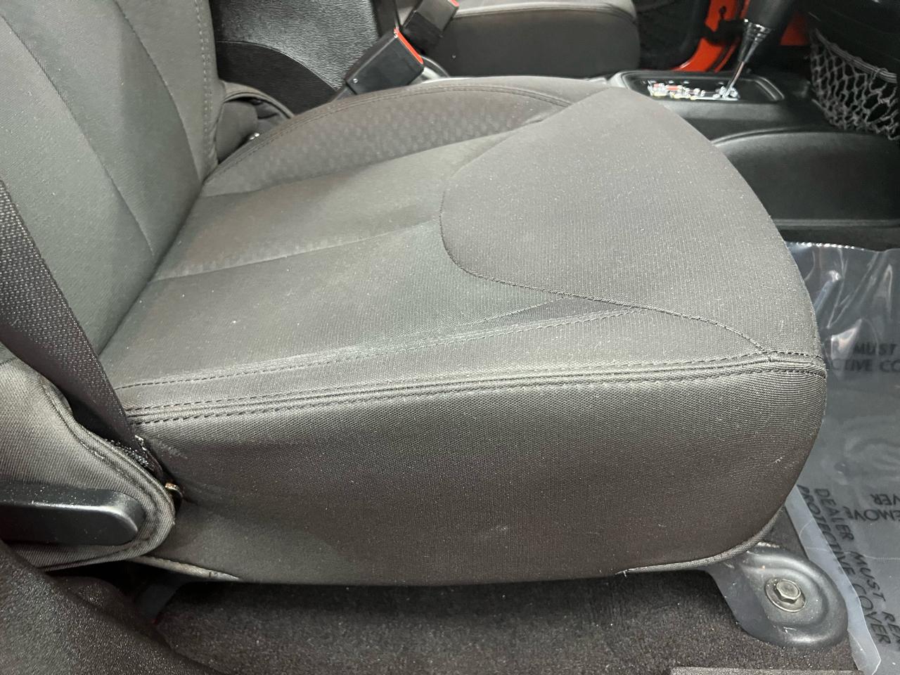 Jeep Wrangler Unlimited Sport 4WD 2015