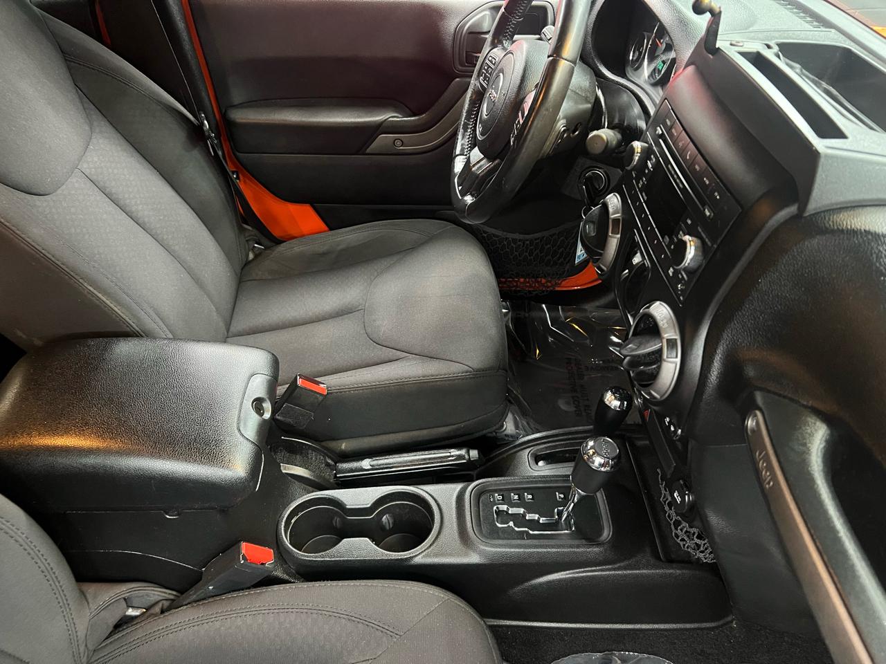 Jeep Wrangler Unlimited Sport 4WD 2015