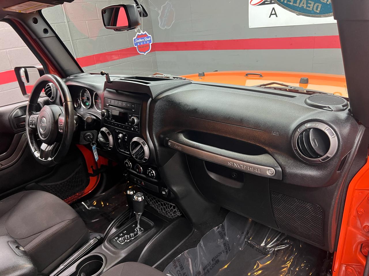 Jeep Wrangler Unlimited Sport 4WD 2015