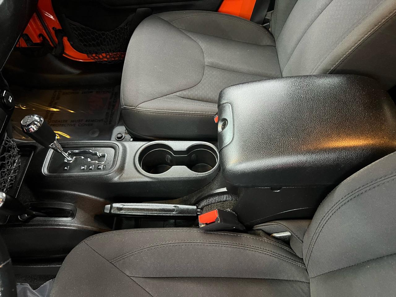 Jeep Wrangler Unlimited Sport 4WD 2015