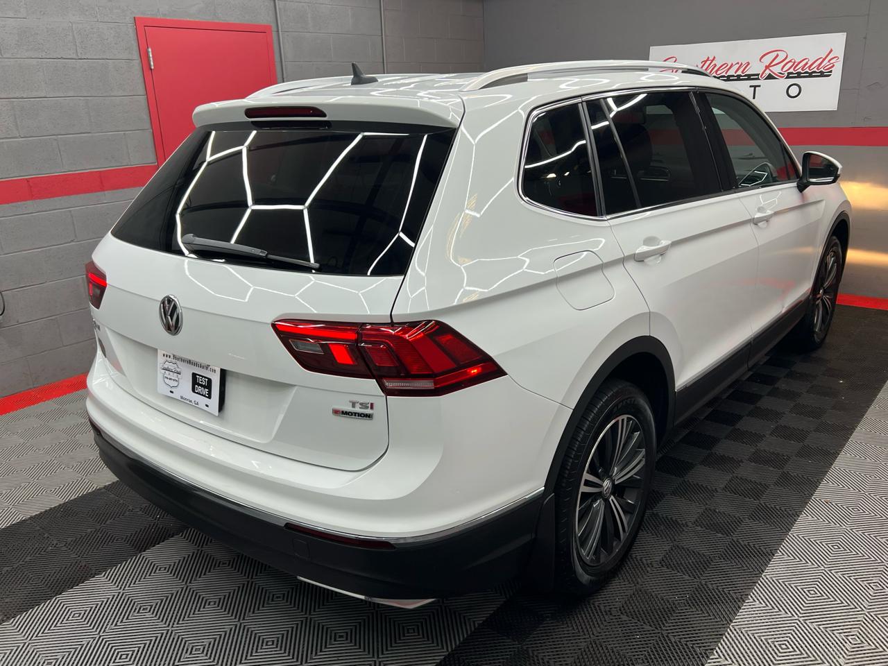 Volkswagen Tiguan SEL 4Motion AWD 2018