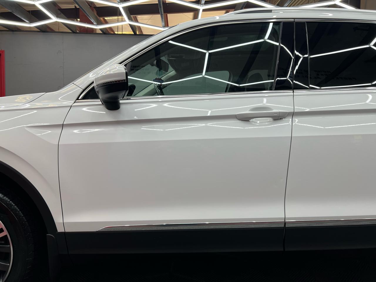 Volkswagen Tiguan SEL 4Motion AWD 2018