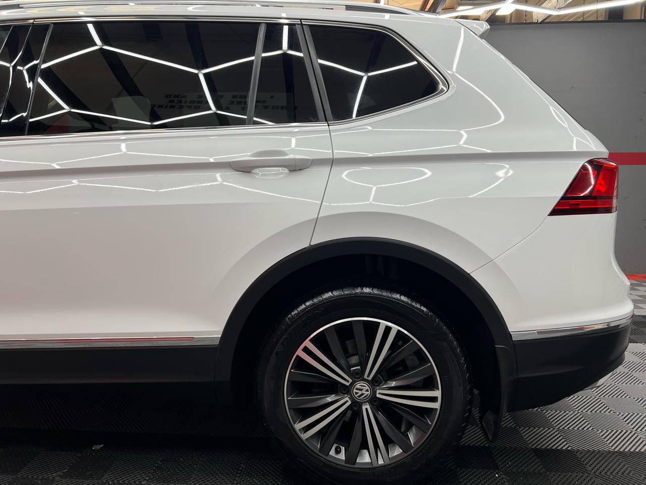 Volkswagen Tiguan SEL 4Motion AWD 2018