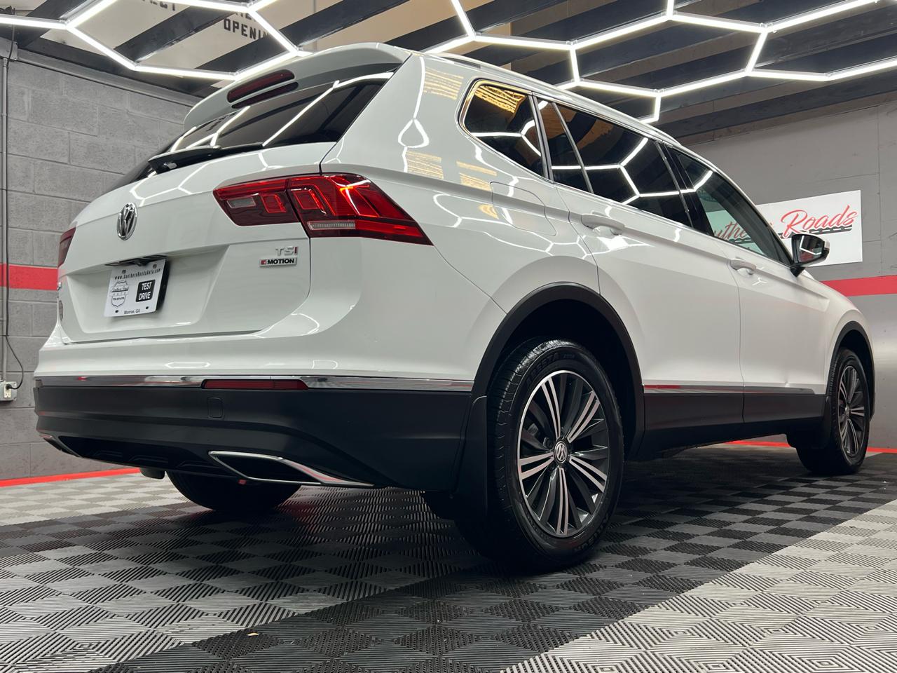 Volkswagen Tiguan SEL 4Motion AWD 2018