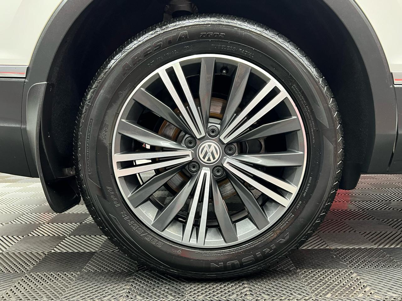 Volkswagen Tiguan SEL 4Motion AWD 2018