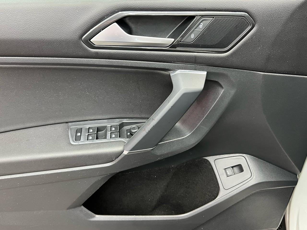 Volkswagen Tiguan SEL 4Motion AWD 2018