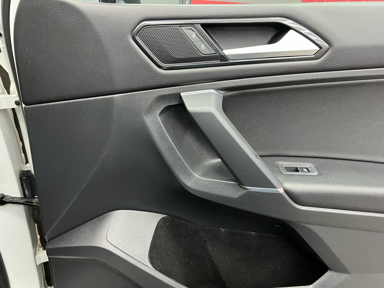 Volkswagen Tiguan SEL 4Motion AWD 2018