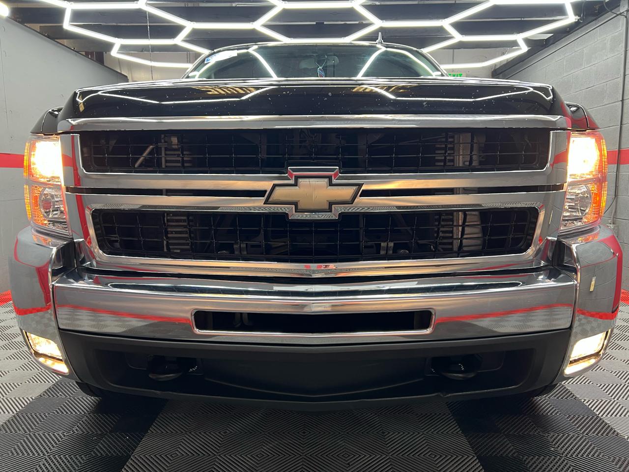 Chevrolet Silverado 2500HD LTZ Crew Cab 4WD 2010