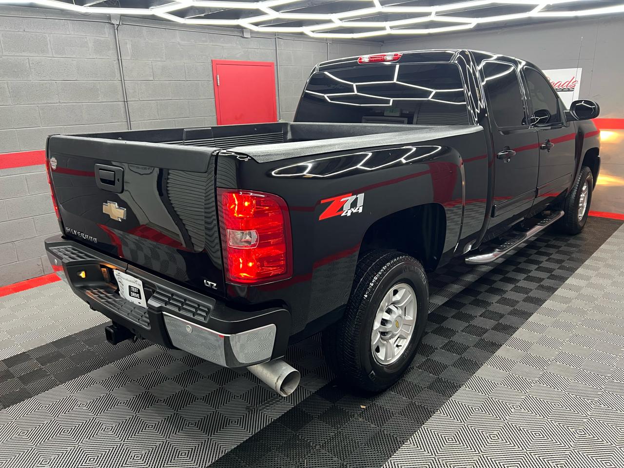 Chevrolet Silverado 2500HD LTZ Crew Cab 4WD 2010