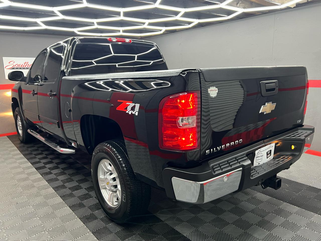 Chevrolet Silverado 2500HD LTZ Crew Cab 4WD 2010