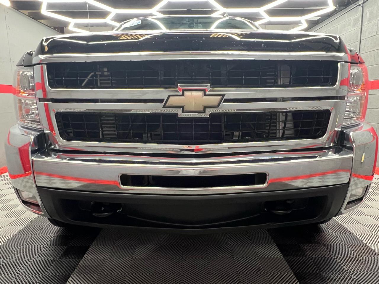 Chevrolet Silverado 2500HD LTZ Crew Cab 4WD 2010