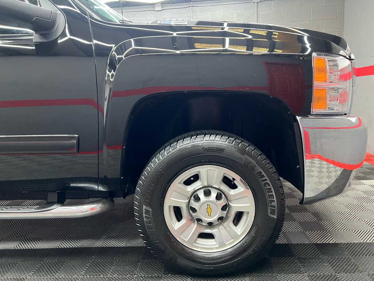 Chevrolet Silverado 2500HD LTZ Crew Cab 4WD 2010