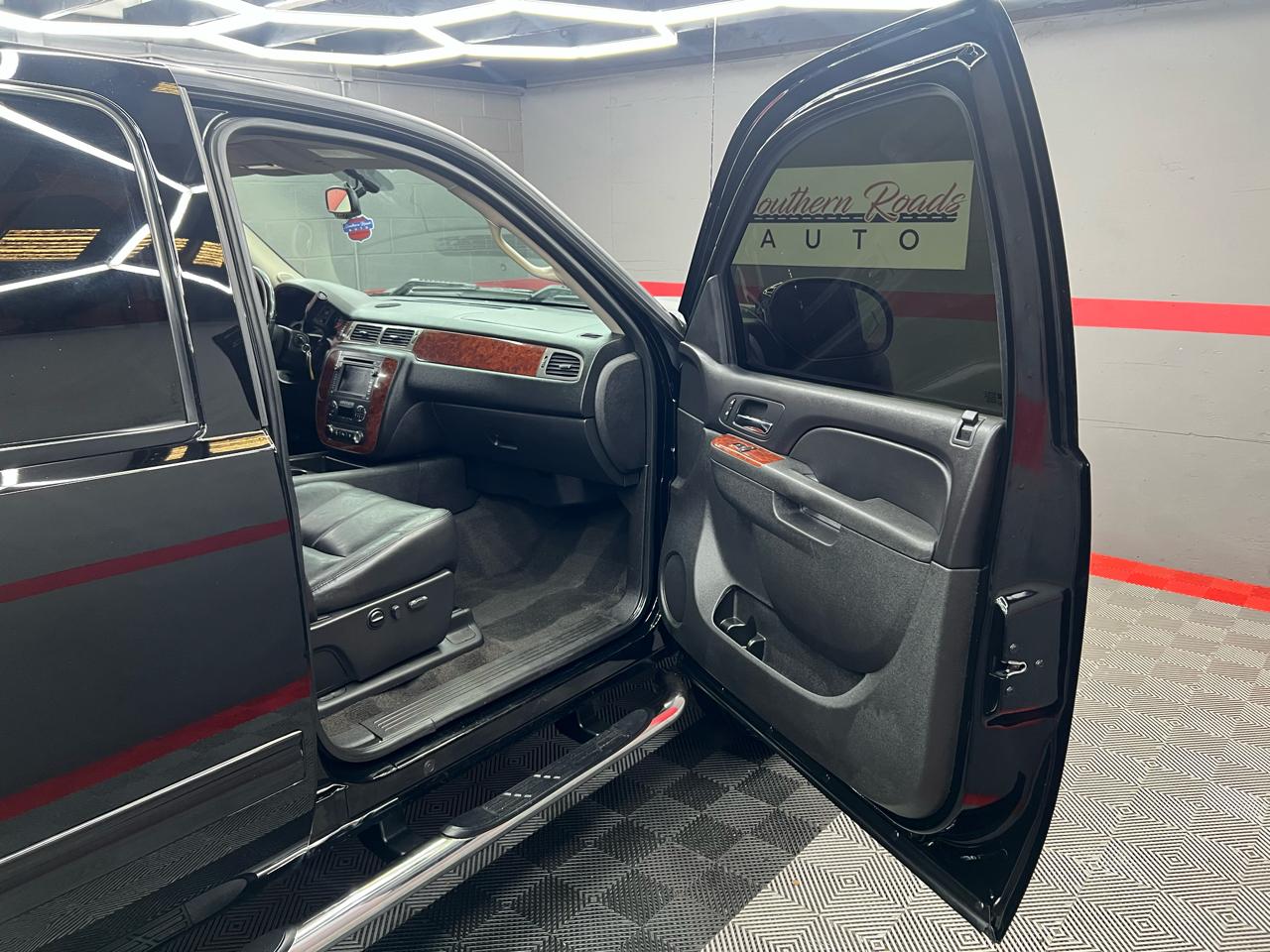 Chevrolet Silverado 2500HD LTZ Crew Cab 4WD 2010