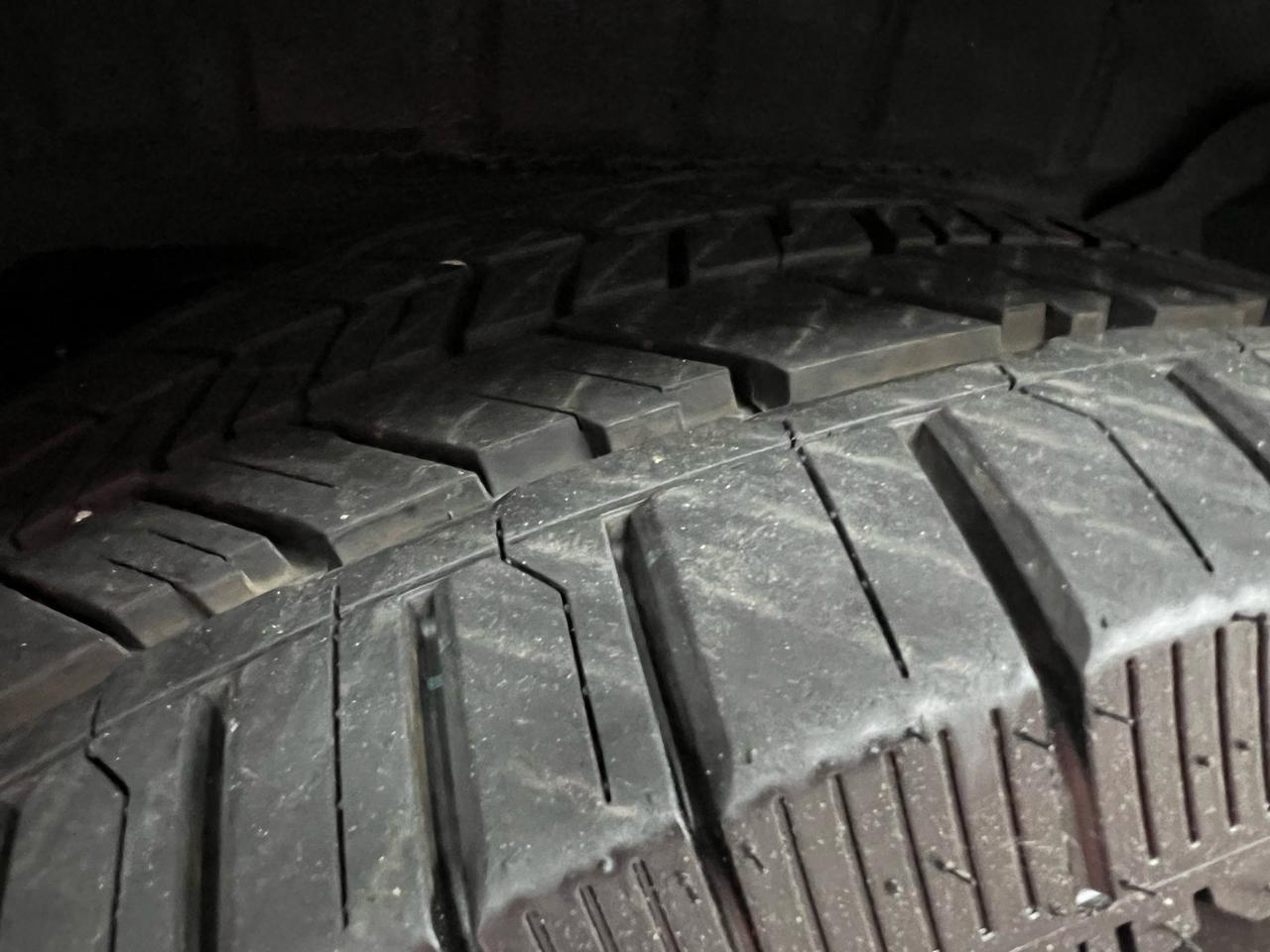 Lincoln Navigator L 2WD 2012