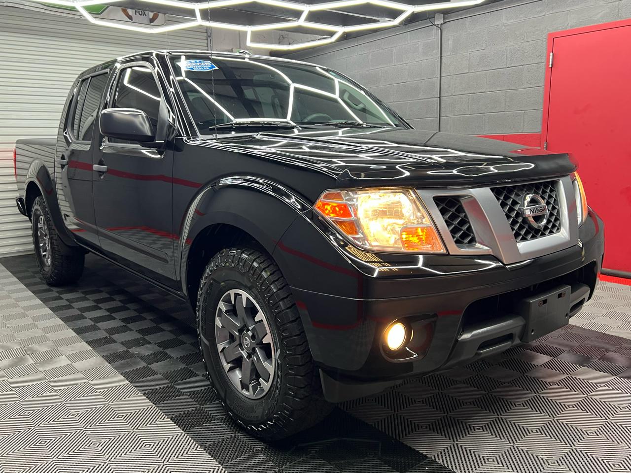 Nissan Frontier SE Crew Cab 2WD 2015