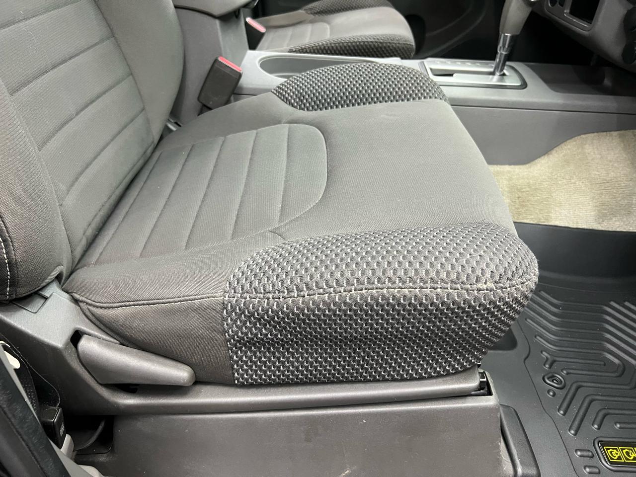 Nissan Frontier  2015