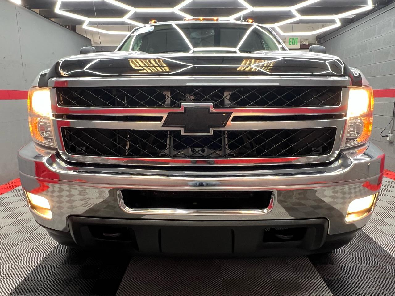 Chevrolet Silverado 2500HD LT Crew Cab 4WD 2012