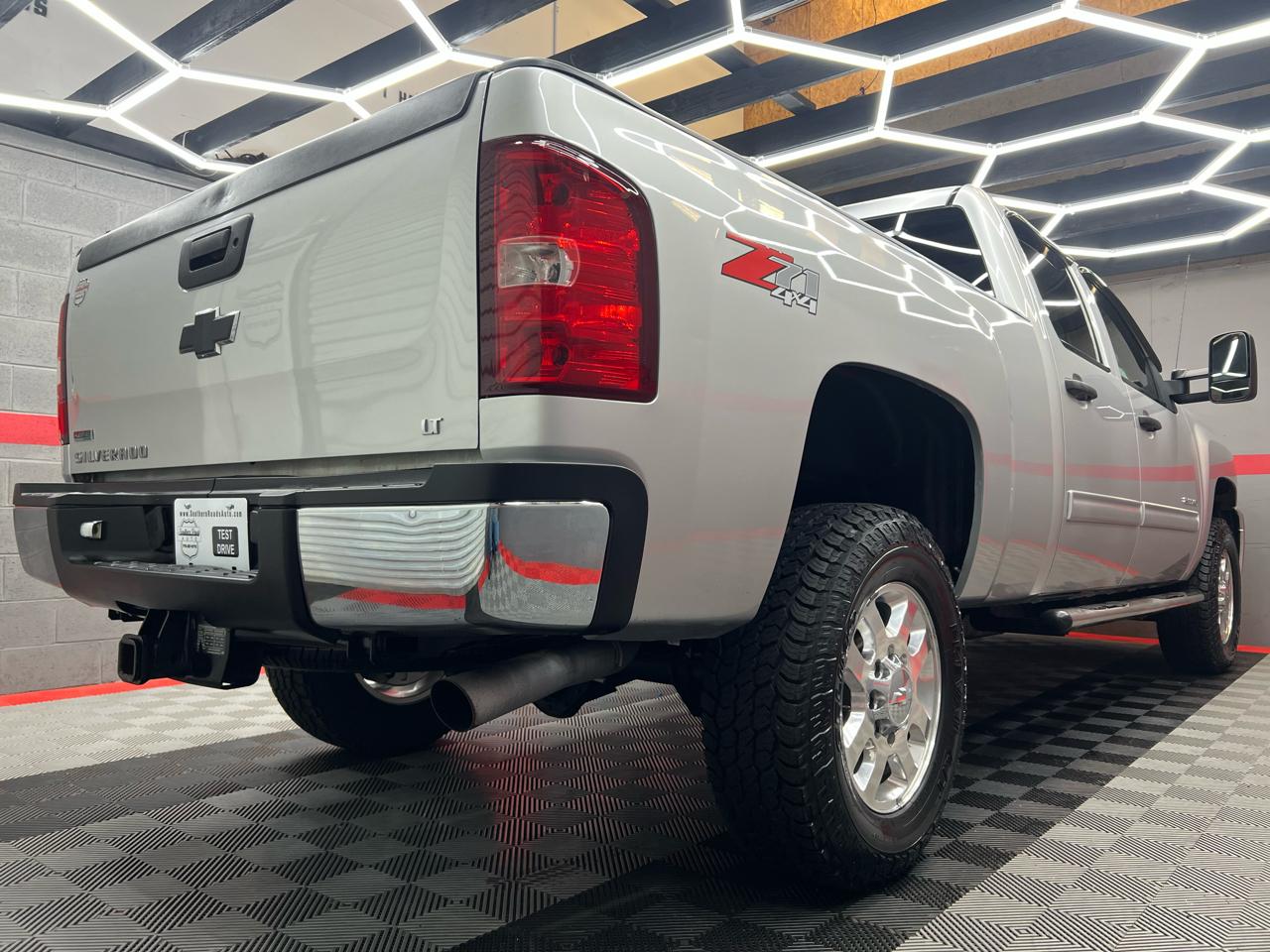 Chevrolet Silverado 2500HD LT Crew Cab 4WD 2012