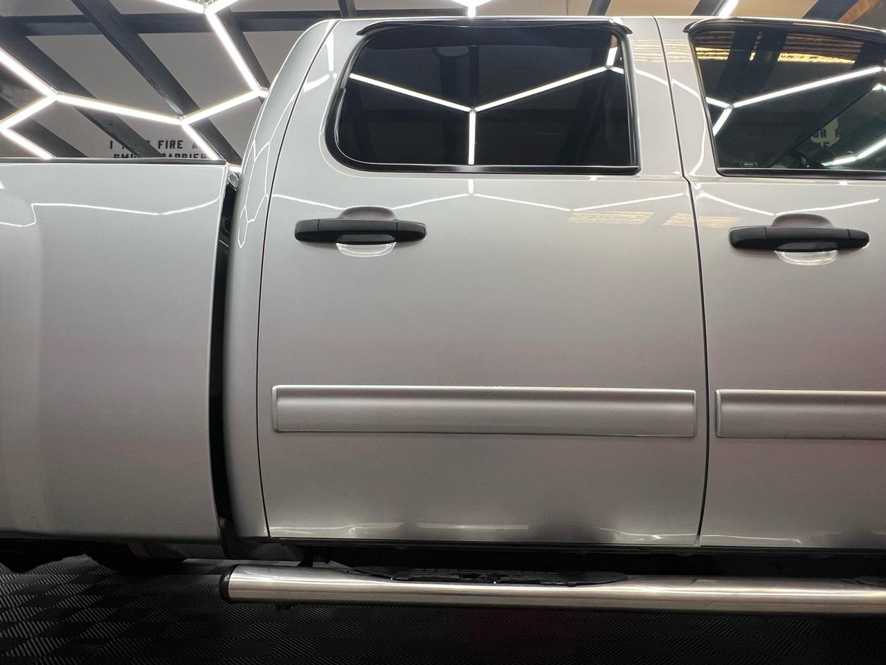 Chevrolet Silverado 2500HD LT Crew Cab 4WD 2012