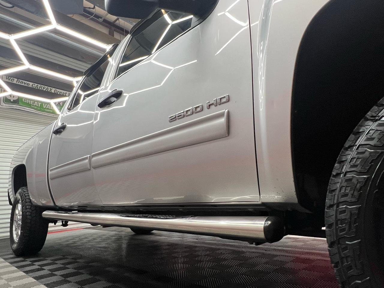 Chevrolet Silverado 2500HD LT Crew Cab 4WD 2012