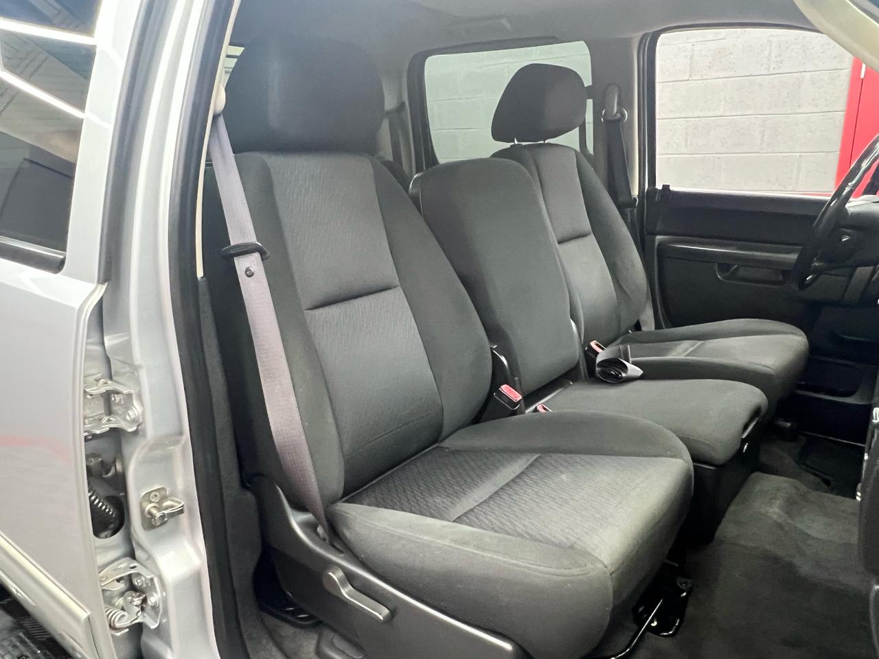Chevrolet Silverado 2500HD LT Crew Cab 4WD 2012