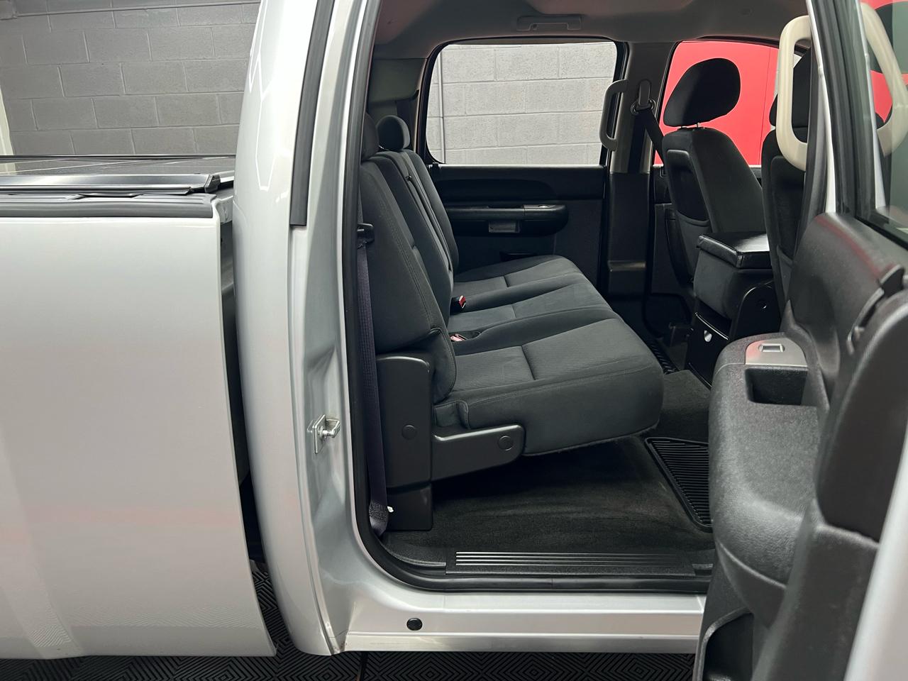 Chevrolet Silverado 2500HD LT Crew Cab 4WD 2012