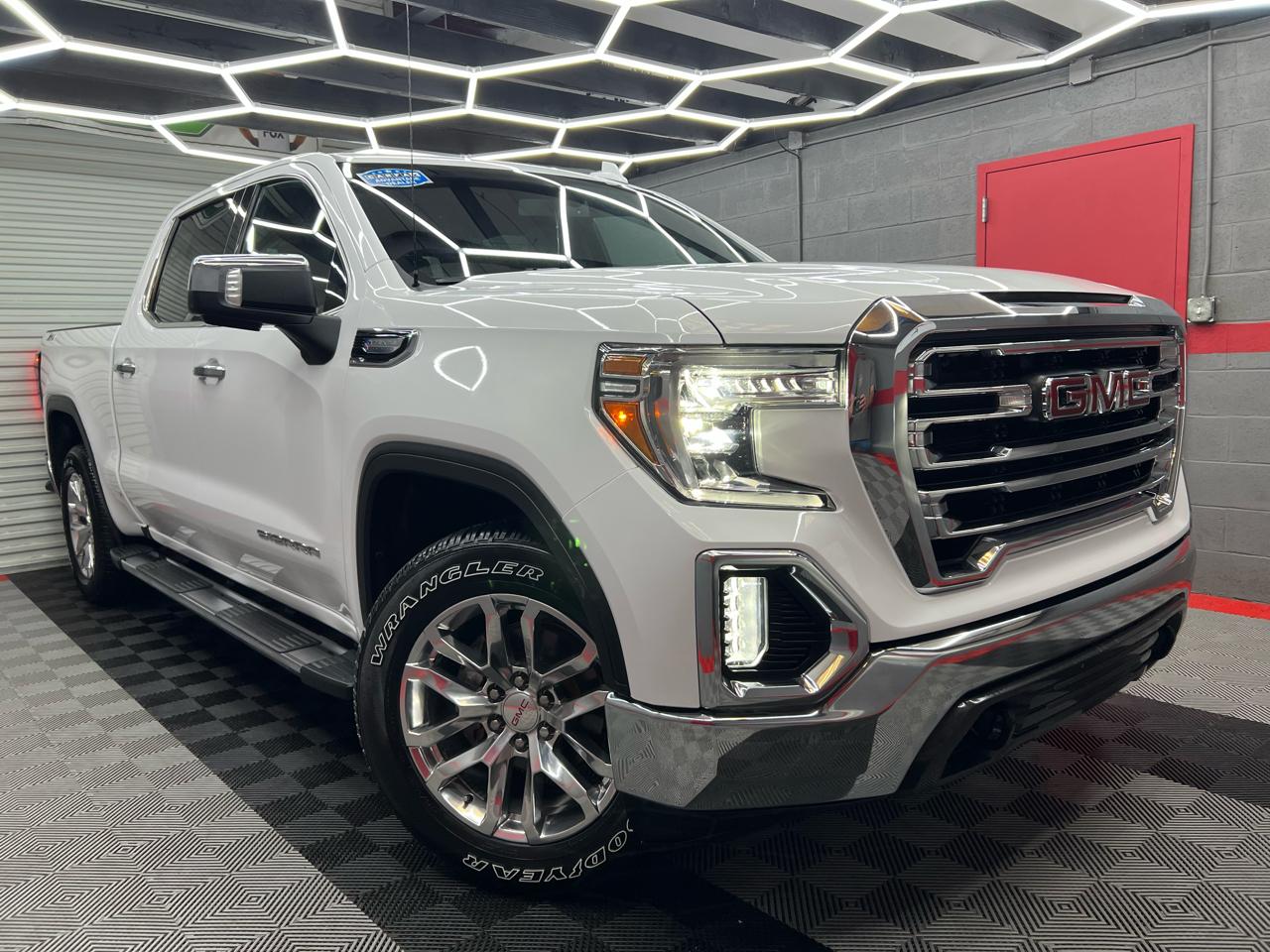 GMC Sierra 1500 SLT Crew Cab Short Box 4WD 2020