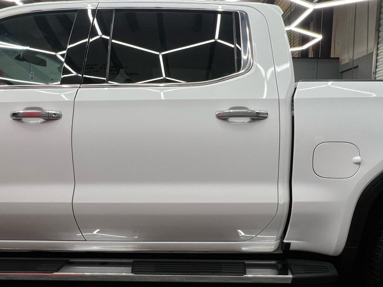 GMC Sierra 1500 SLT Crew Cab Short Box 4WD 2020
