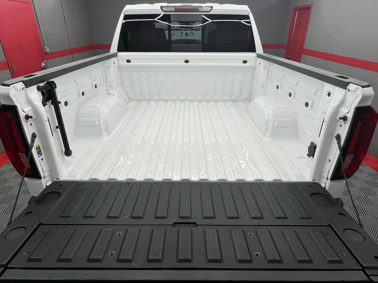 GMC Sierra 1500 SLT Crew Cab Short Box 4WD 2020
