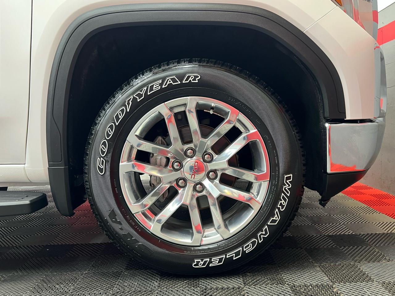 GMC Sierra 1500 SLT Crew Cab Short Box 4WD 2020