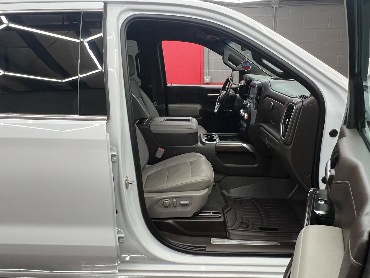 GMC Sierra 1500 SLT Crew Cab Short Box 4WD 2020