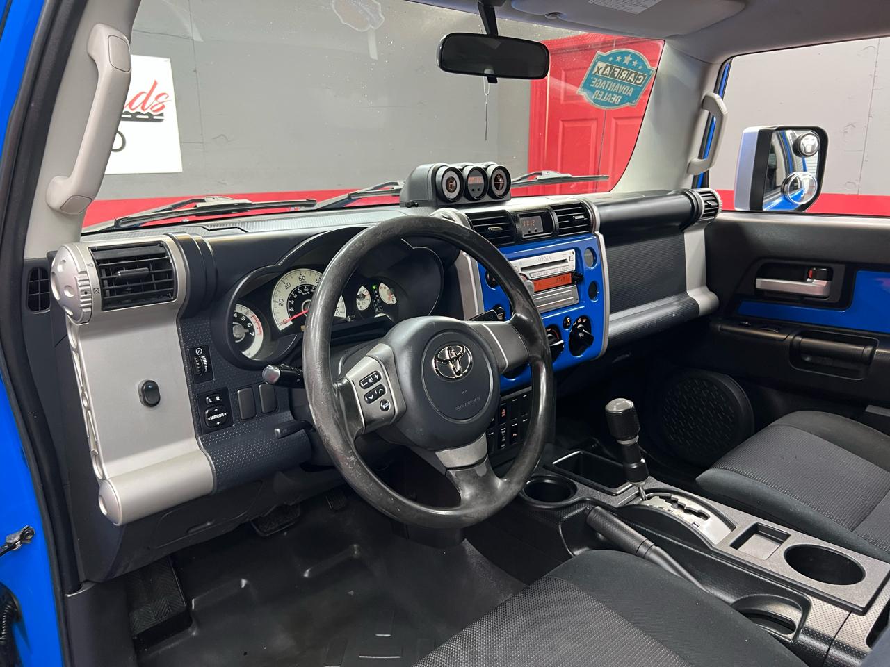 Toyota FJ Cruiser 4D SUV RWD 2007