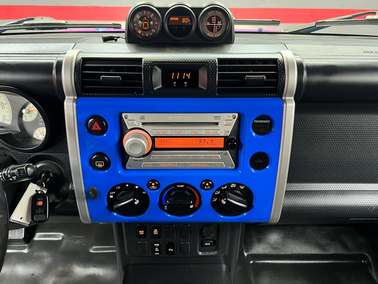 Toyota FJ Cruiser 4D SUV RWD 2007