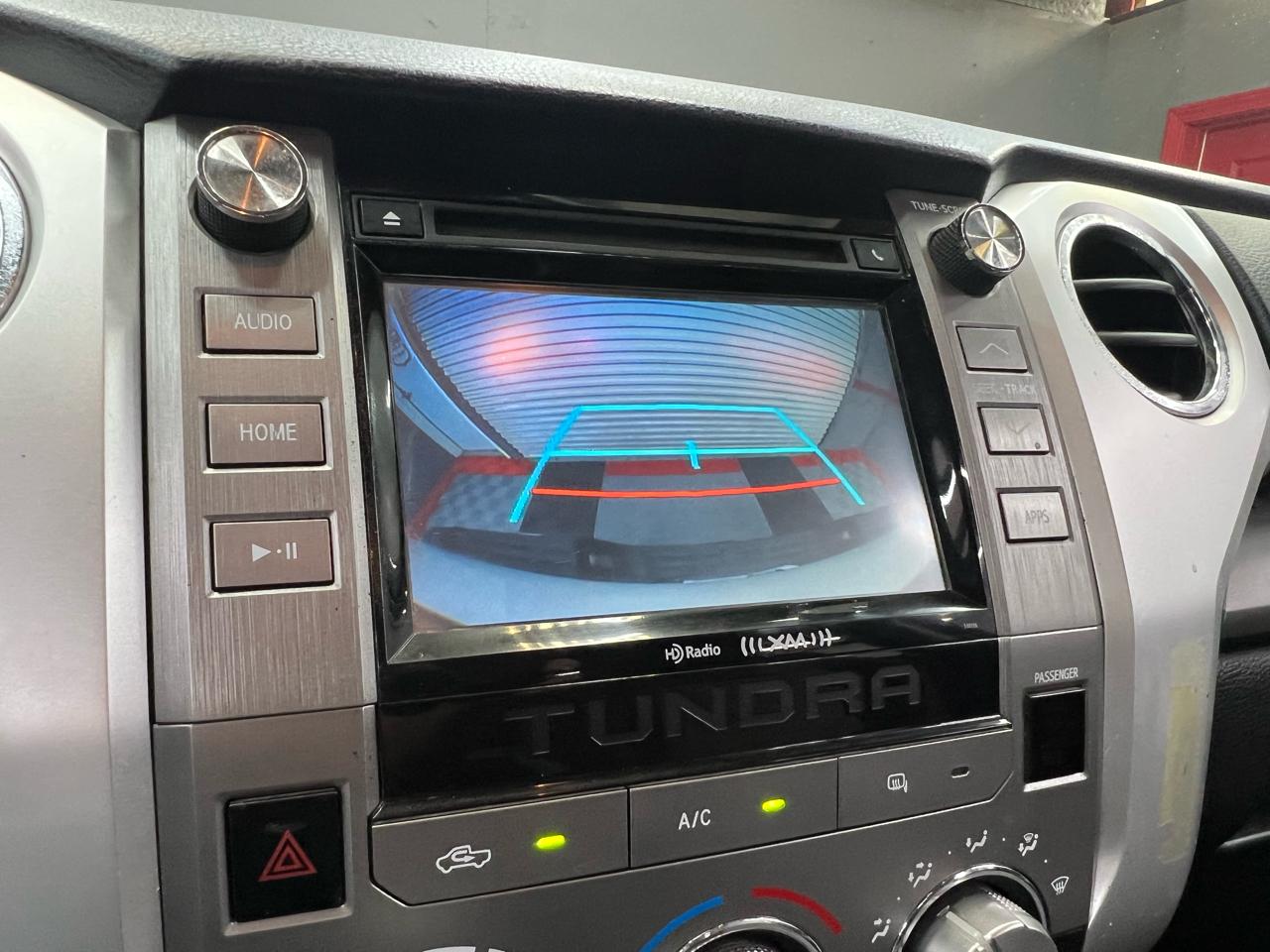 Toyota Tundra SR5 5.7L Double Cab 4WD 2016