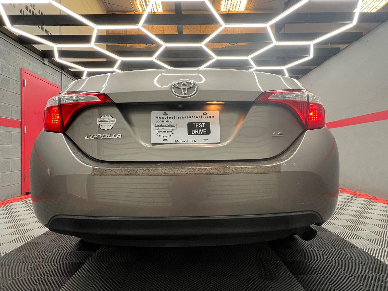 Toyota Corolla LE 2014