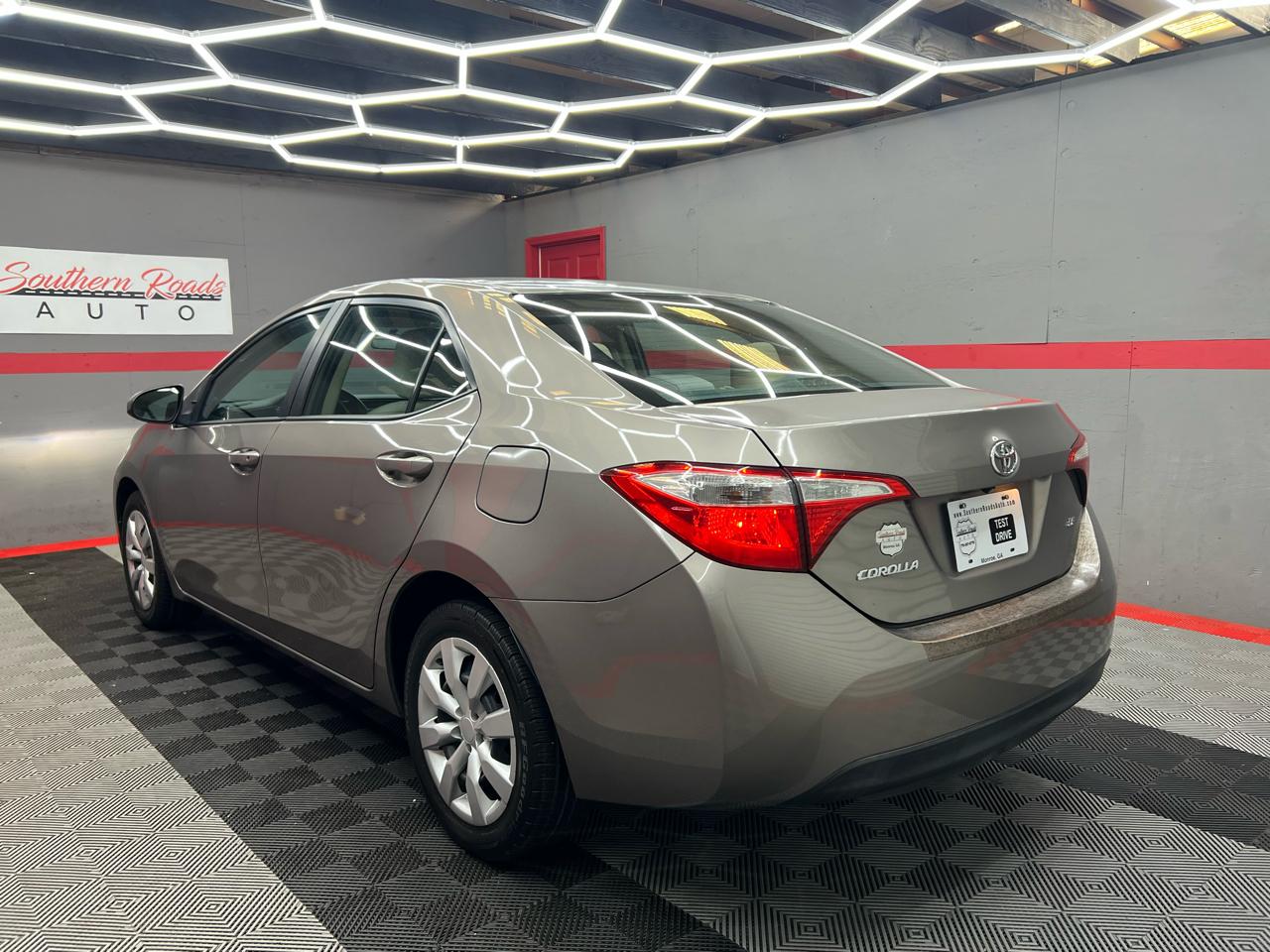 Toyota Corolla LE 2014