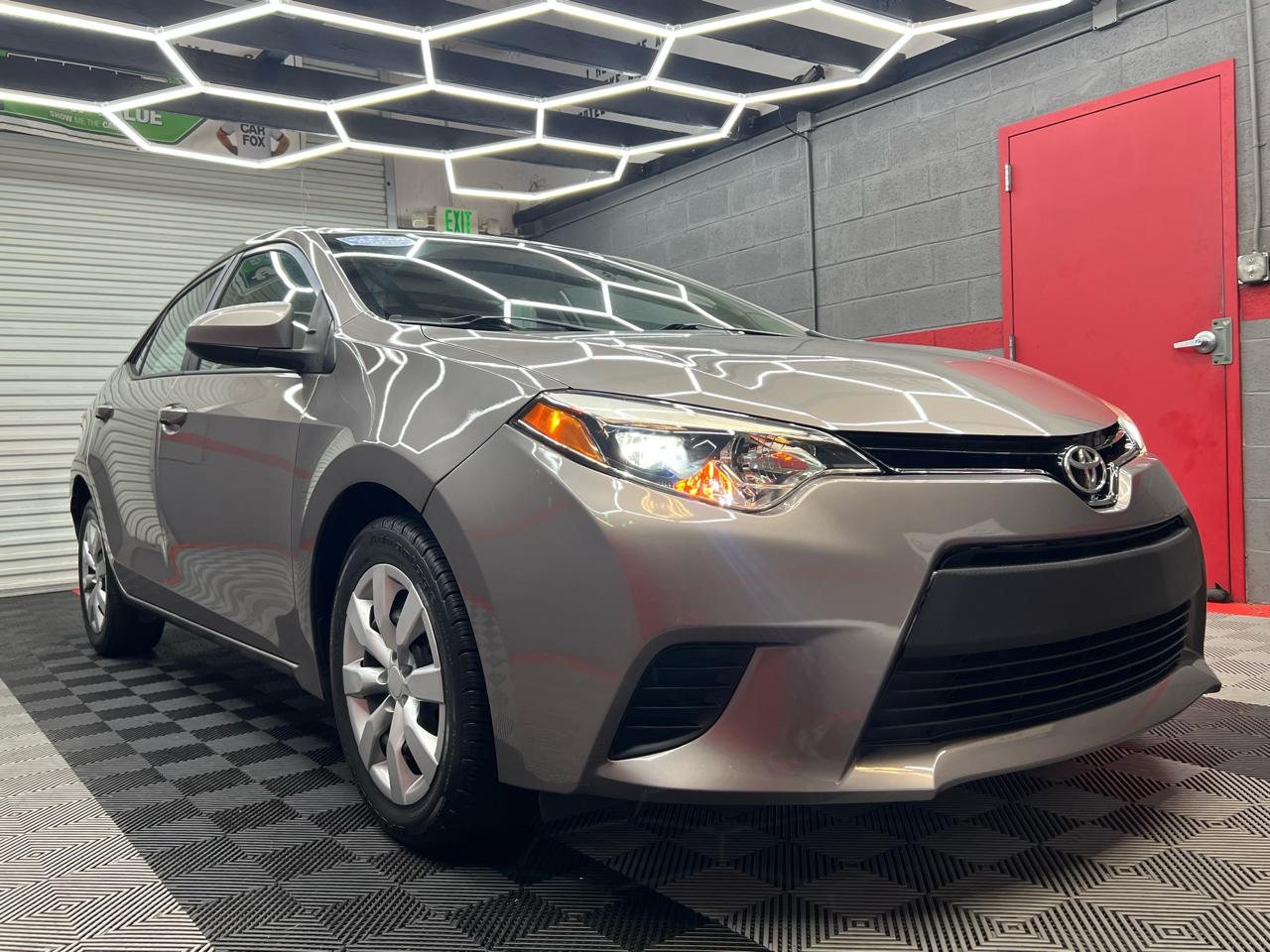 Toyota Corolla LE 2014