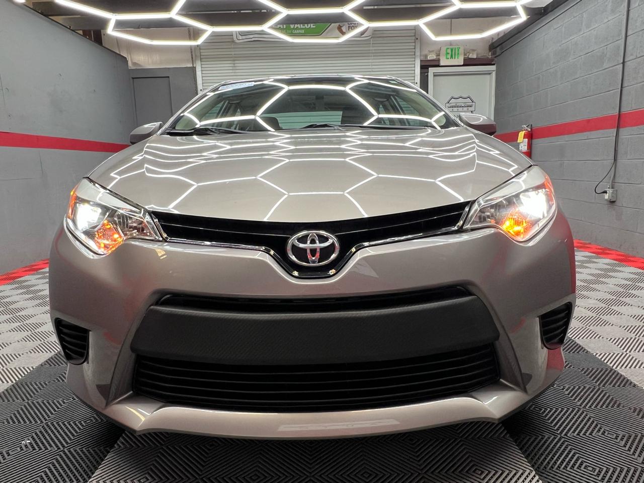 Toyota Corolla LE 2014