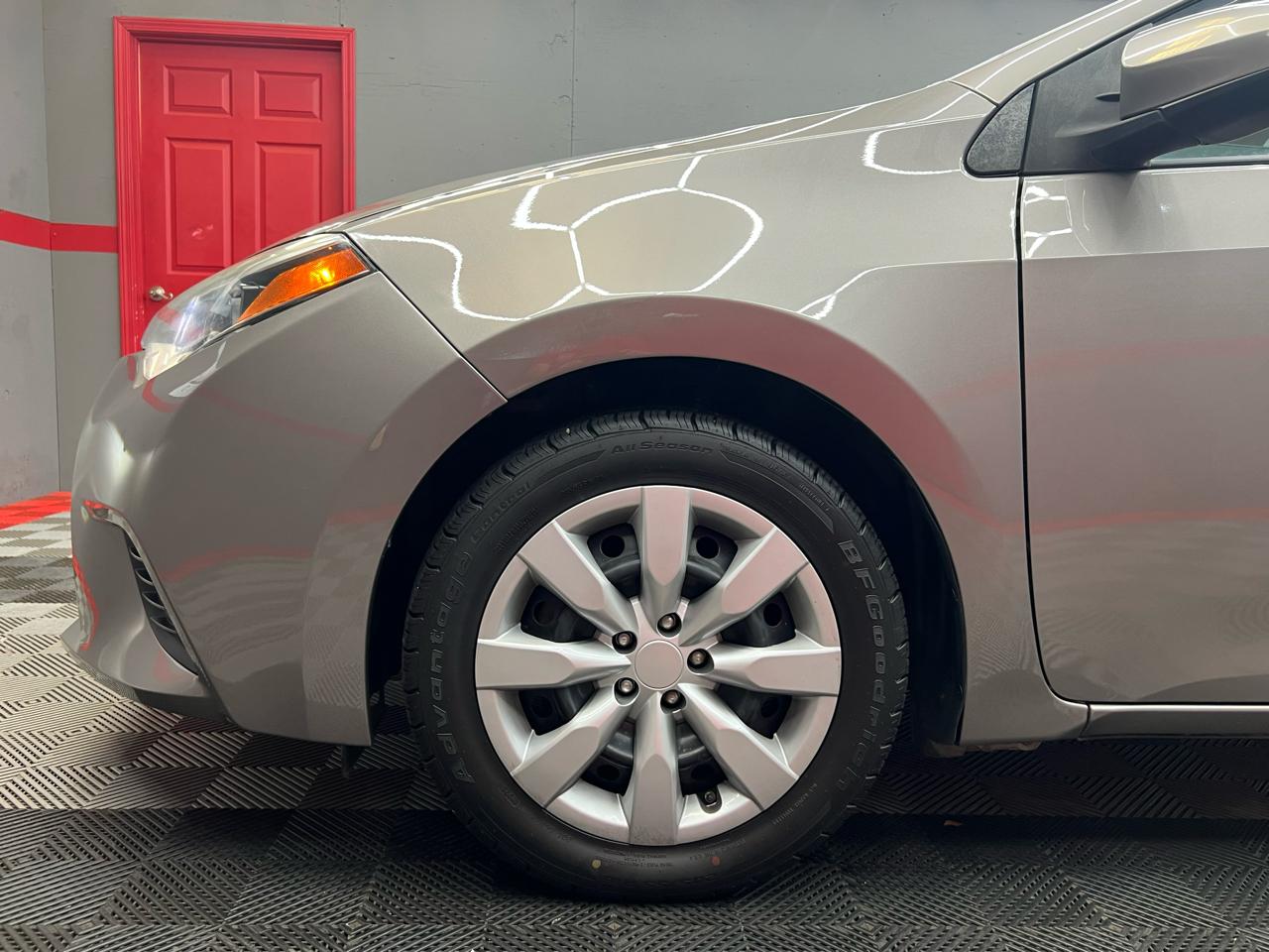 Toyota Corolla LE 2014