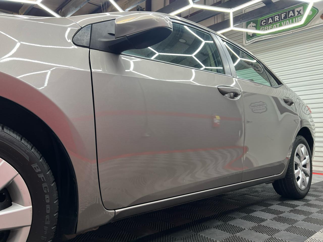 Toyota Corolla LE 2014
