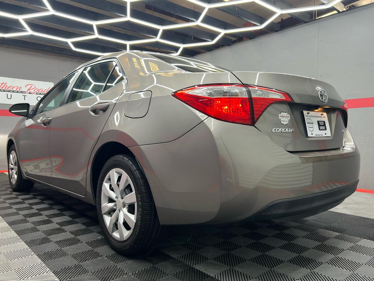 Toyota Corolla LE 2014