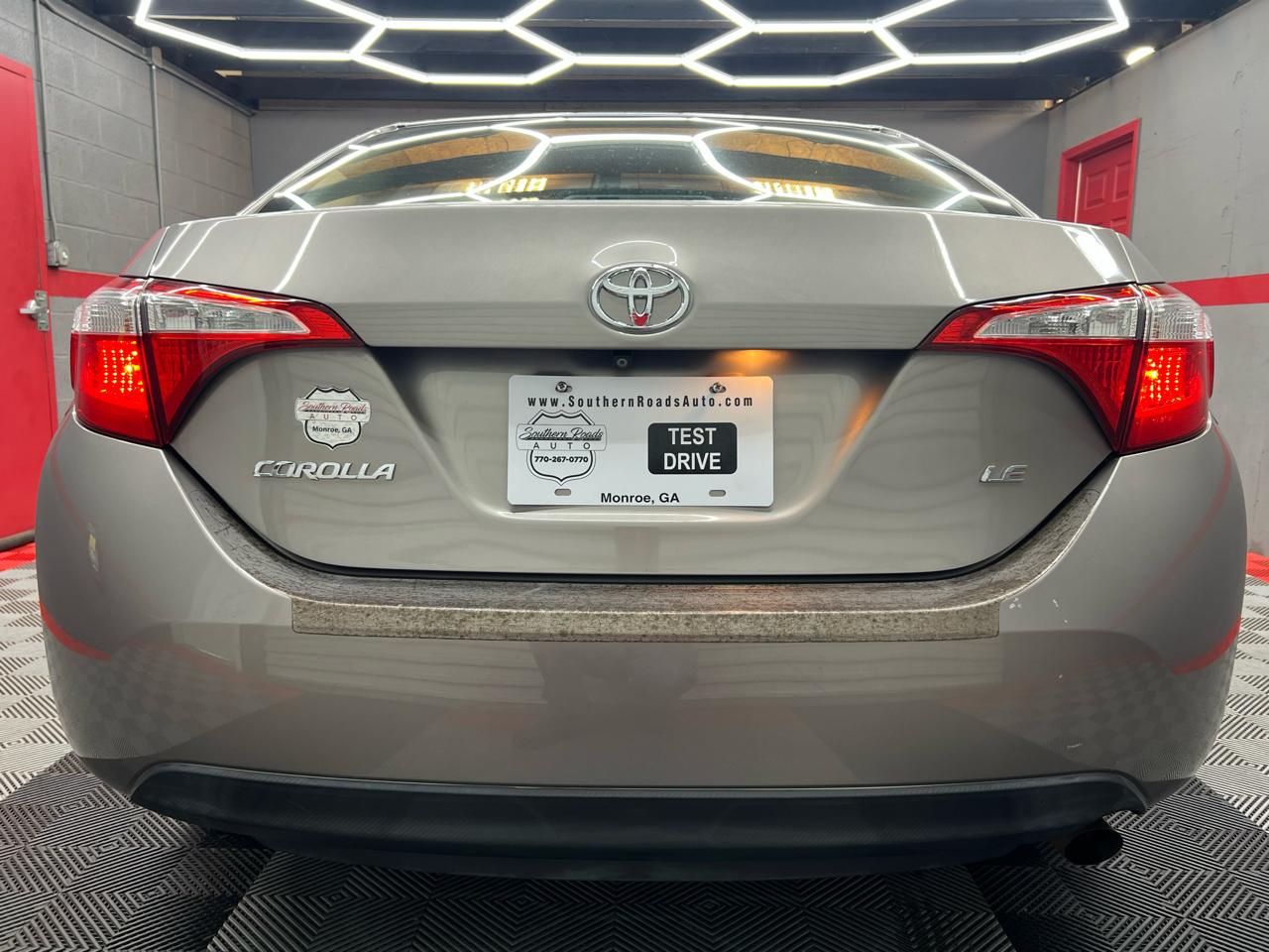 Toyota Corolla LE 2014