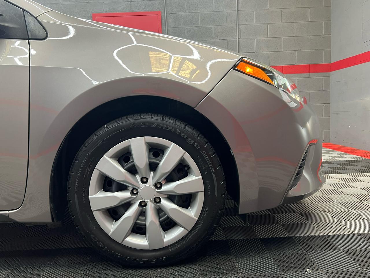 Toyota Corolla LE 2014