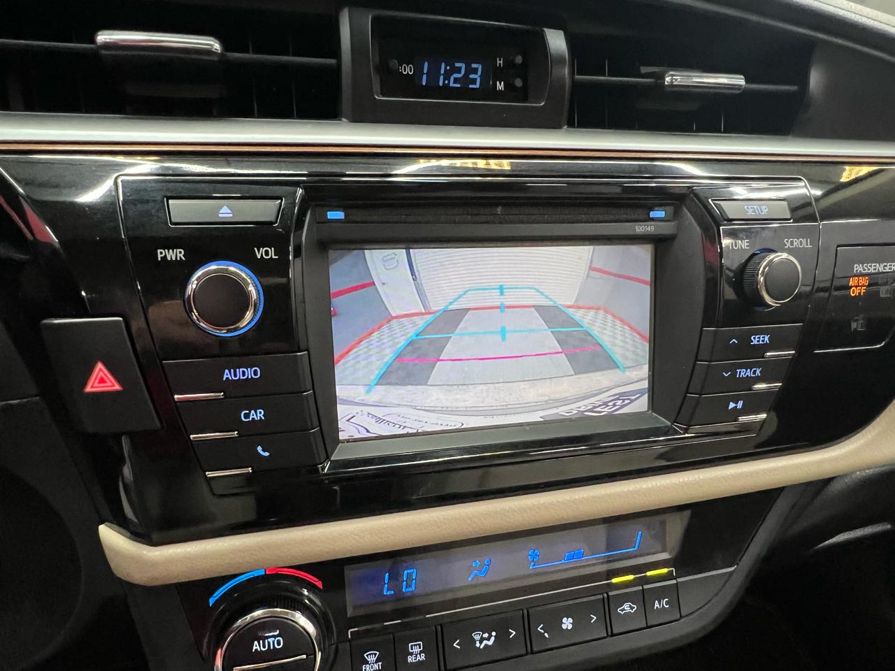 Toyota Corolla LE 2014