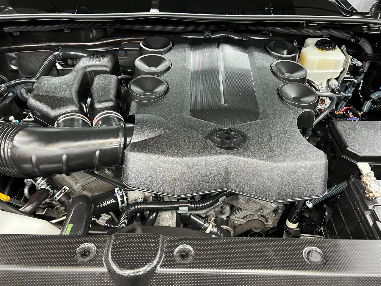 Toyota 4Runner SR5 4WD 2013