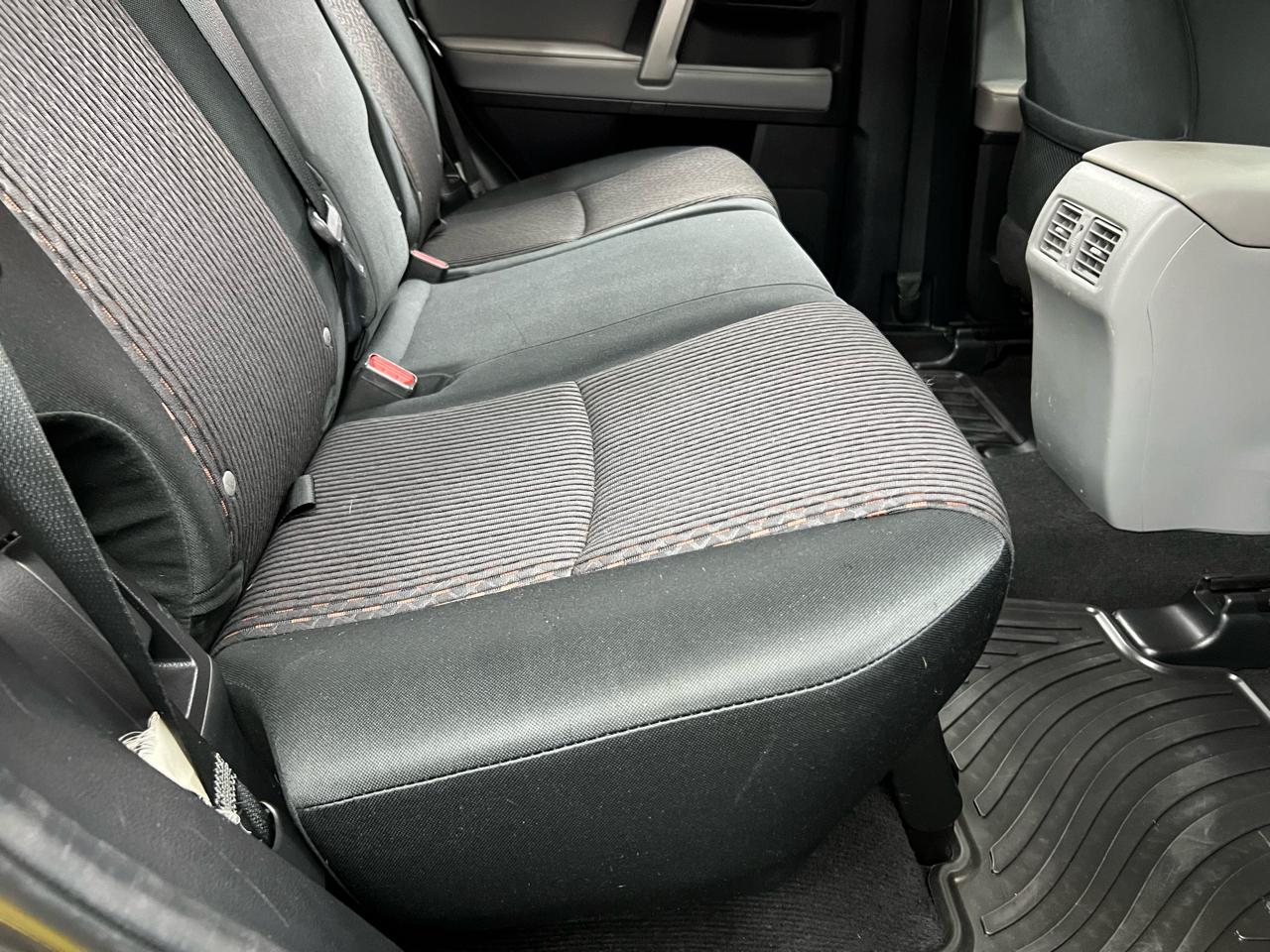 Toyota 4Runner SR5 4WD 2013